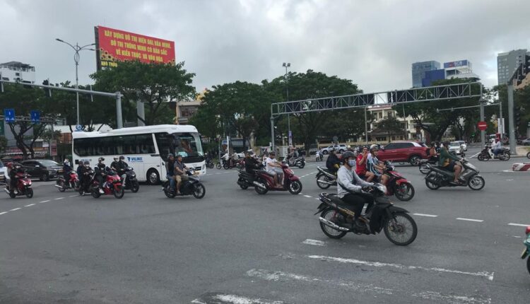 nang vietnam traffico